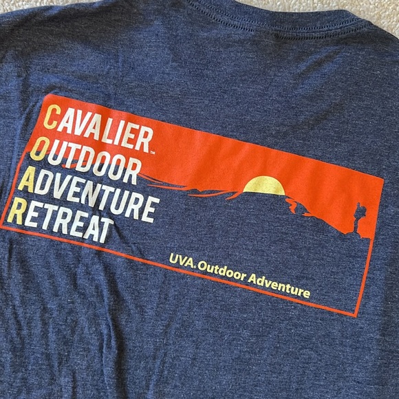 Bundle of 2 UVA tshirts - Picture 10 of 10